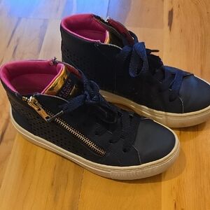 Sketchers High-Top Sneakers with Zipper